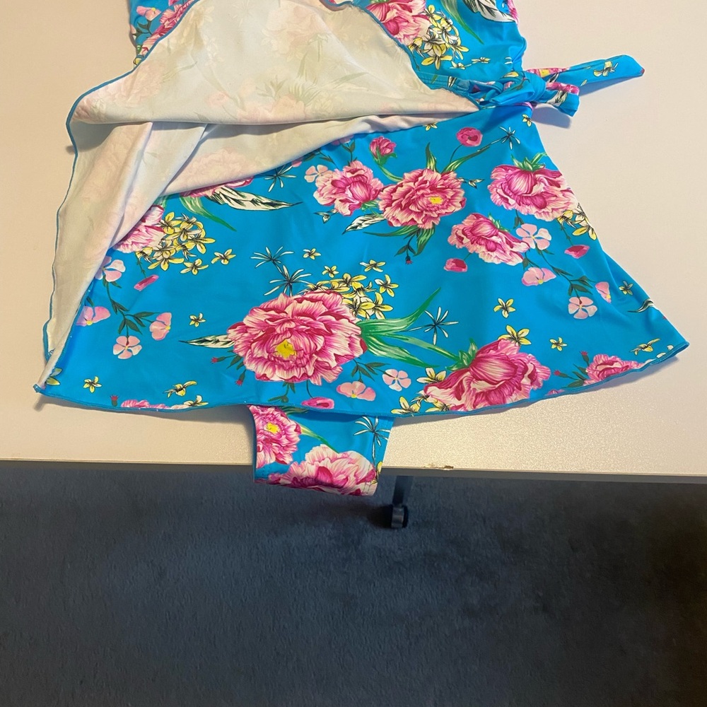 Vibrant Floral Swim Dress - Picture 2 of 6